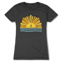 Women's Everyday Runners Tee - Here Comes The Sun